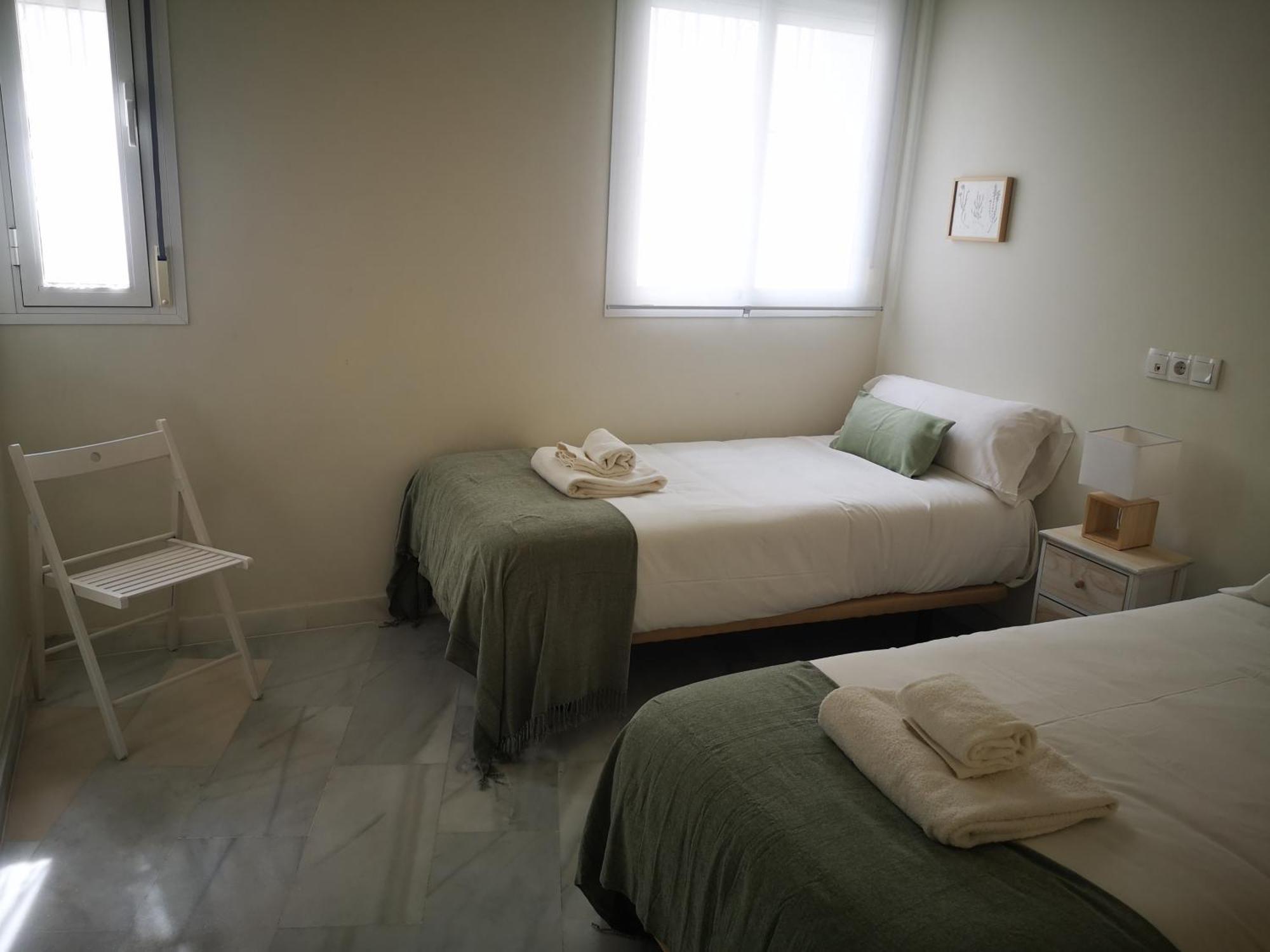 Charming Bright Apartment With Balconies On Cuesta Del Rosario Севиля Екстериор снимка
